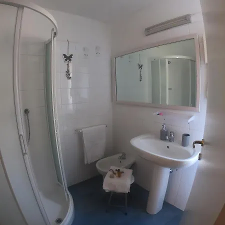 Valerie Guest house *