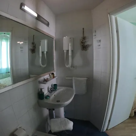 Valerie Guest house *